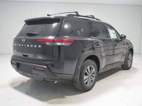 New 2025 Nissan Pathfinder SV w/ Cargo Package image 5