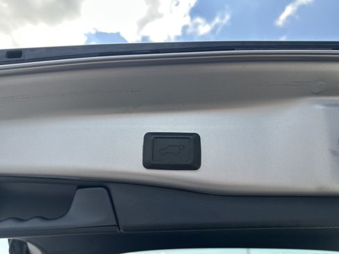 Used 2019 Toyota RAV4 Limited w/ Advanced Technology Package AWD/4WD image 33