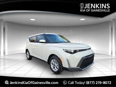 New 2025 Kia Soul LX
