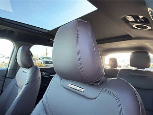 New 2026 Ford Explorer Platinum image 22