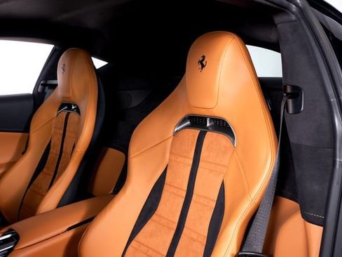 Used 2026 Ferrari 12Cilindri RWD image 23