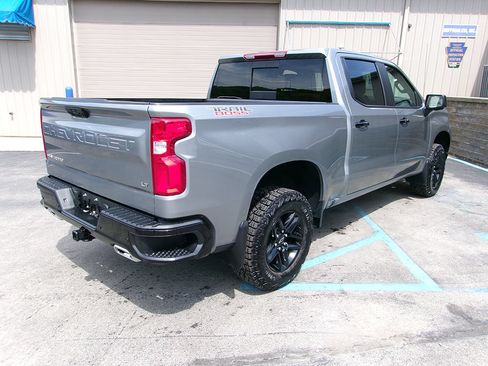 Used 2025 Chevrolet Silverado 1500 LT Trail Boss w/ LT Trail Boss Premium Package AWD/4WD image 5
