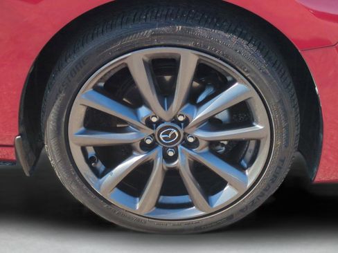 Used 2021 MAZDA MAZDA3 s image 27