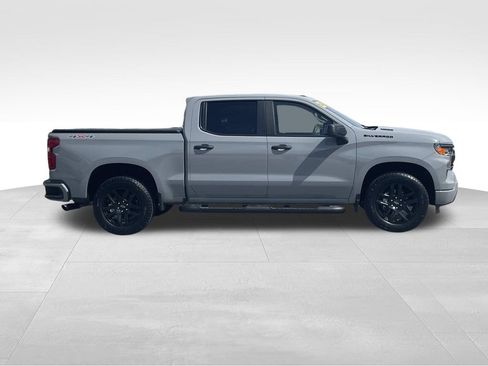 Used 2025 Chevrolet Silverado 1500 Custom w/ Turbomax Blackout Package image 2
