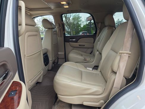 Used 2011 Chevrolet Tahoe LTZ image 14