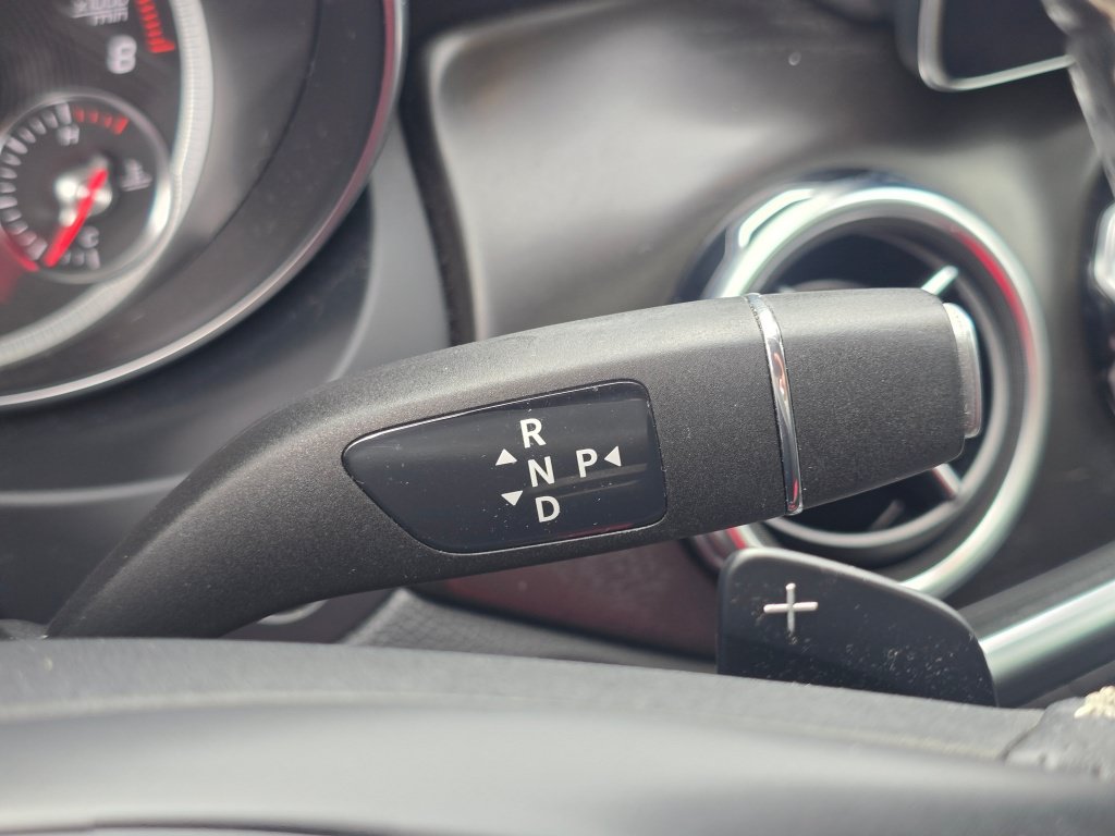 Used 2018 Mercedes-Benz GLA 250 4MATIC image 16