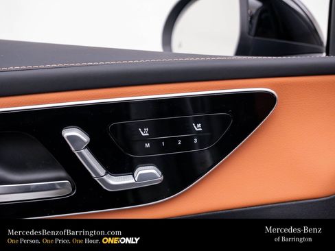 New 2026 Mercedes-Benz GLC 300 4MATIC image 16