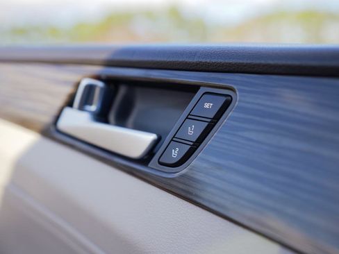 Used 2015 Hyundai Sonata Limited w/ Option Group 06 image 34