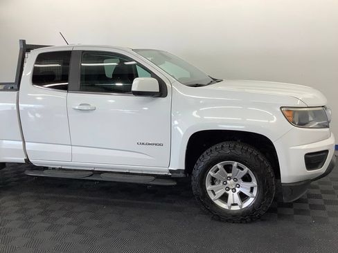 Used 2020 Chevrolet Colorado LT w/ Safety Package AWD/4WD image 22