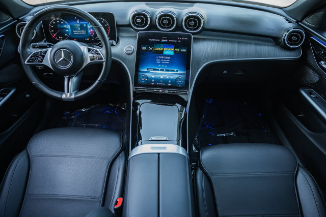 Certified 2025 Mercedes-Benz C 300 4MATIC Sedan image 21