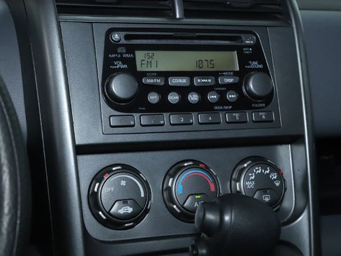 Used 2005 Honda Element EX image 32