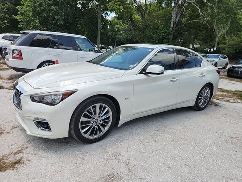 Used 2018 INFINITI Q50 Luxe w/ Essential Package (3.0T Luxe) RWD image 1