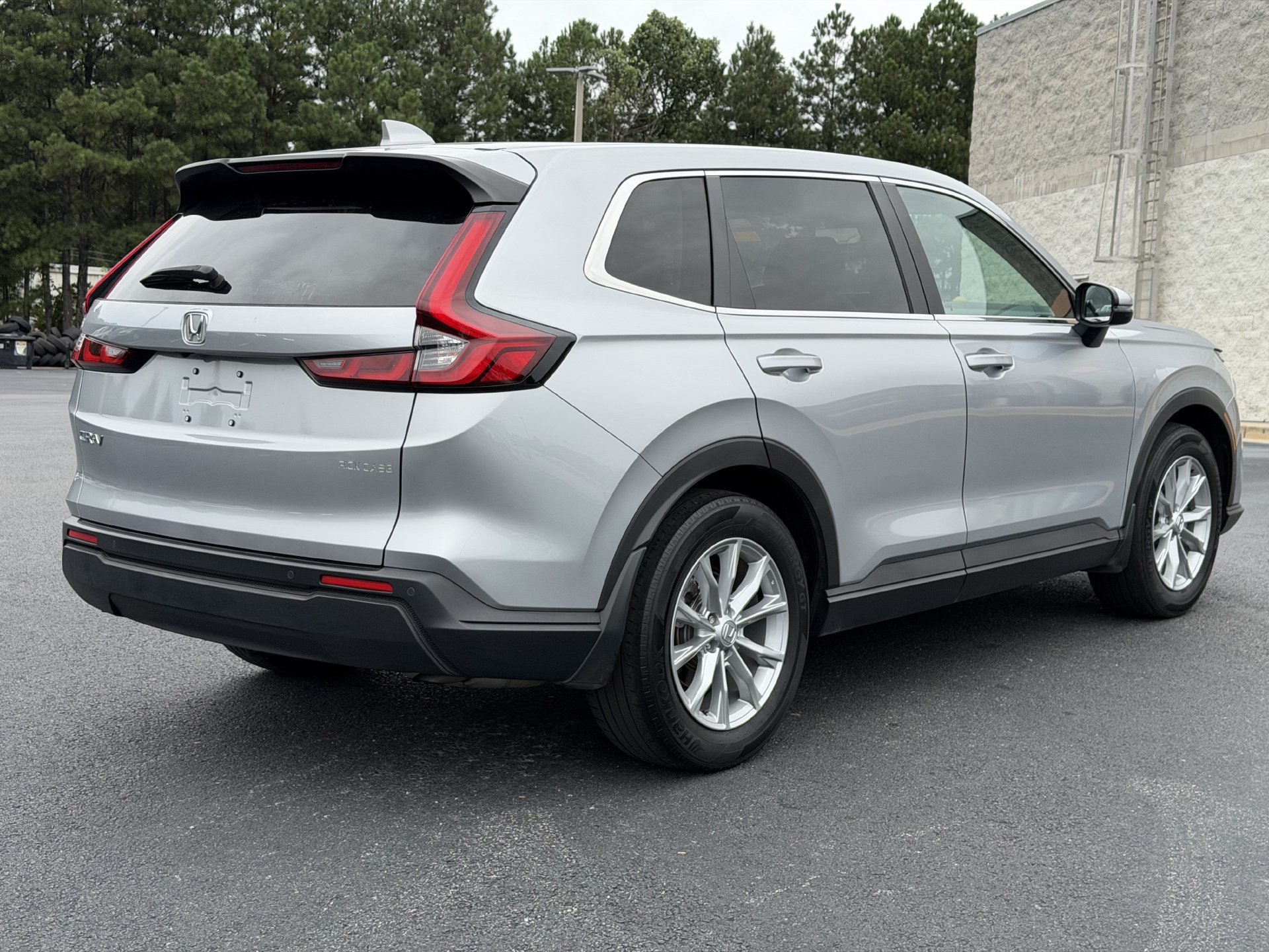 Used 2025 Honda CR-V EX-L image 6