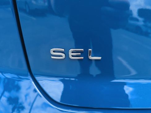 New 2026 Volkswagen Atlas Cross Sport SEL Premium R-Line image 22