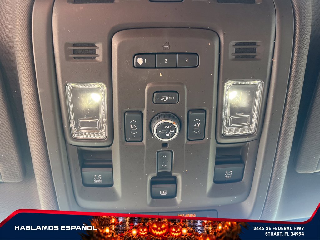 Used 2021 GMC Yukon XL Denali w/ Denali Premium Package AWD/4WD image 27