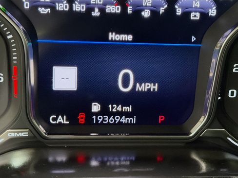 Used 2019 GMC Sierra 1500 AT4 w/ AT4 Premium Package AWD/4WD image 18