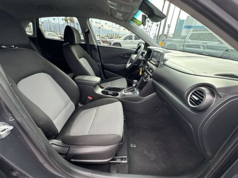 Used 2021 Hyundai Kona SE AWD/4WD image 28