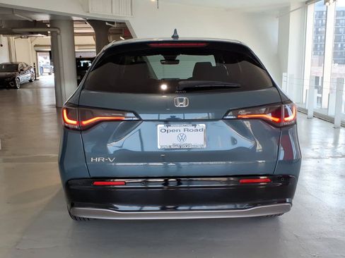 Used 2024 Honda HR-V EX-L image 5