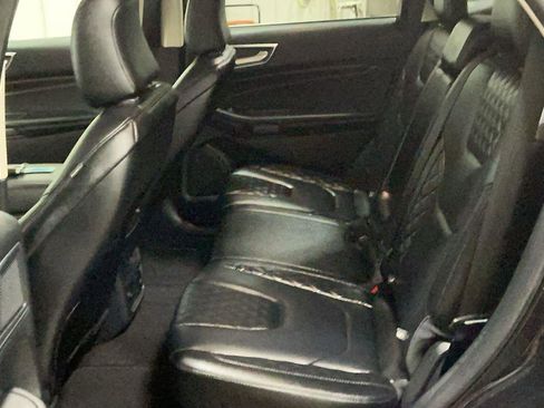Certified 2023 Ford Edge Titanium AWD/4WD image 18