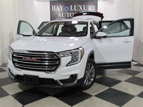 Used 2023 GMC Terrain SLT image 69
