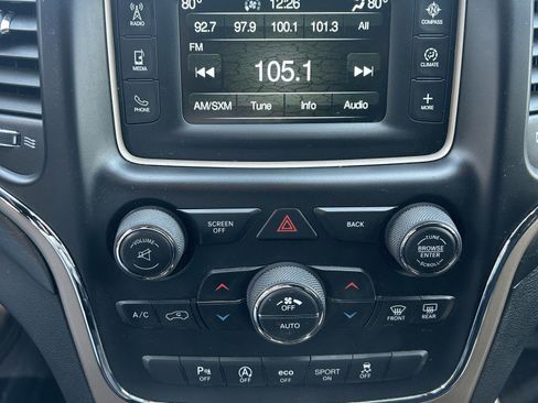 Used 2017 Jeep Grand Cherokee Laredo w/ Quick Order Package 2BE image 7