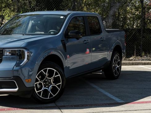 Used 2025 Ford Maverick Lariat w/ 4K Tow Package image 6