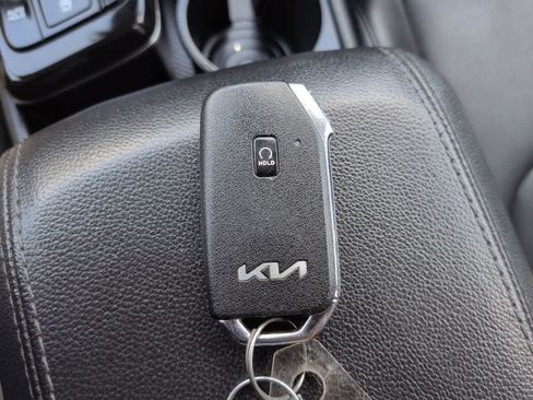 Used 2023 Kia Sportage EX FWD image 28