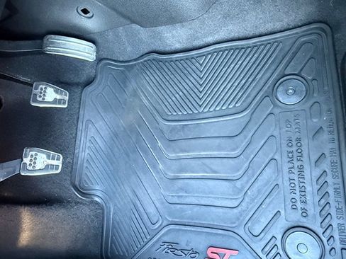 Used 2018 Ford Fiesta ST image 48