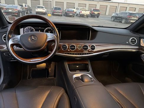 Used 2014 Mercedes-Benz S 550 Sedan image 5