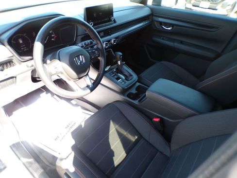 Used 2025 Honda CR-V Sport image 15
