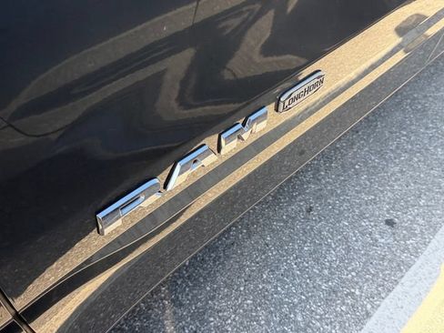 Used 2021 RAM 1500 Limited AWD/4WD image 7