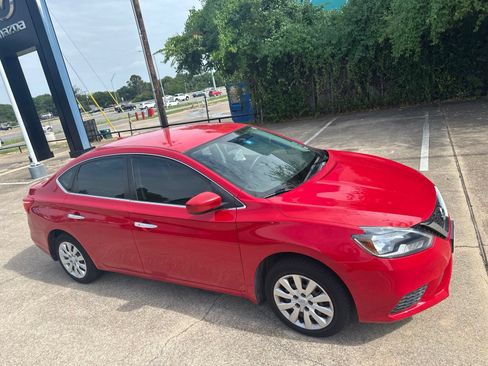 Used 2017 Nissan Sentra SV FWD image 9