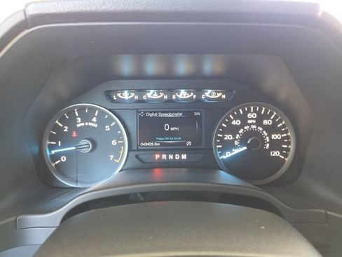 Used 2018 Ford F150 XLT w/ Equipment Group 302A Luxury AWD/4WD image 19