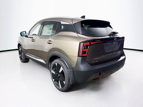 New 2026 Nissan Kicks SR w/ SR Premium Package image 7