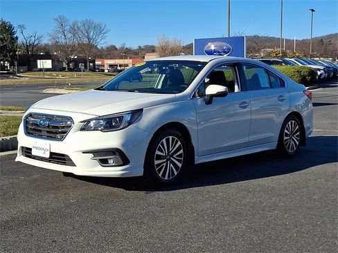 Used 2019 Subaru Legacy 2.5i Premium image 3