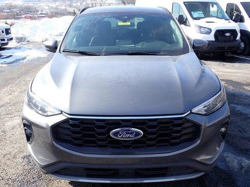 Certified 2025 Ford Escape ST-Line Select image 8