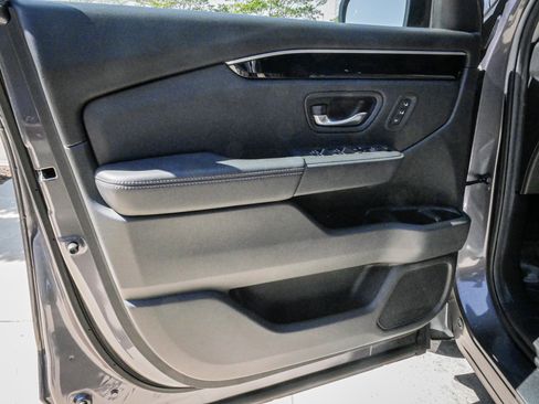 Certified 2025 Honda Pilot EX-L image 15