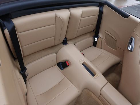 Used 2014 Porsche 911 Carrera 4 image 17