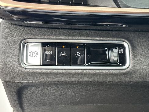 New 2026 Buick Envision Sport Touring image 18