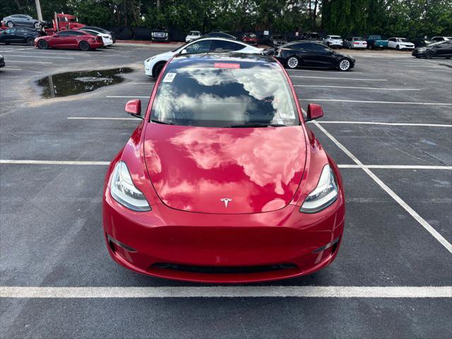 Used 2022 Tesla Model Y Long Range AWD/4WD image 3