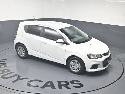Used 2017 Chevrolet Sonic LT FWD image 32