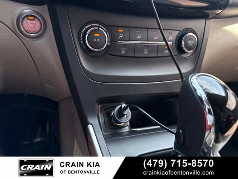 Used 2017 Nissan Sentra SV FWD image 17