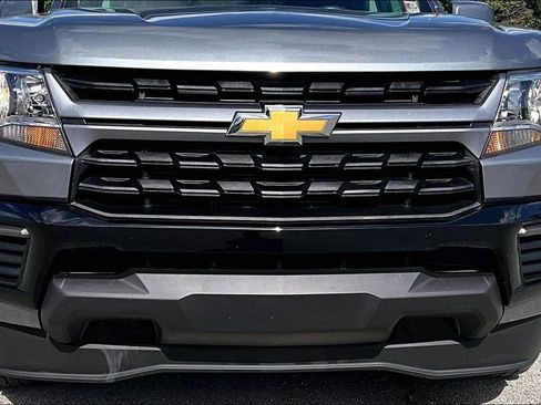 Used 2022 Chevrolet Colorado LT RWD image 30