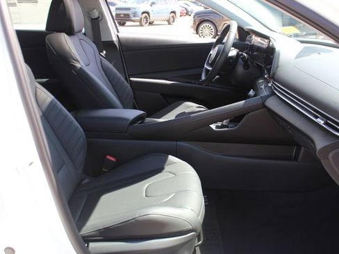 New 2026 Hyundai Elantra Limited FWD image 23