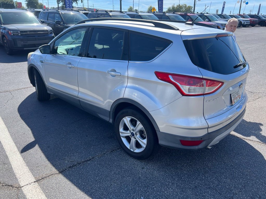 Used 2014 Ford Escape SE w/ Equipment Group 201A FWD image 3