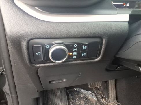 Certified 2023 Ford Explorer XLT image 31