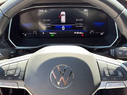 Used 2023 Volkswagen Jetta SE FWD image 13
