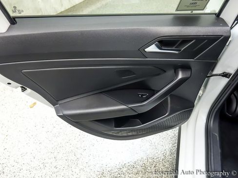 Used 2019 Volkswagen Jetta GLI image 21