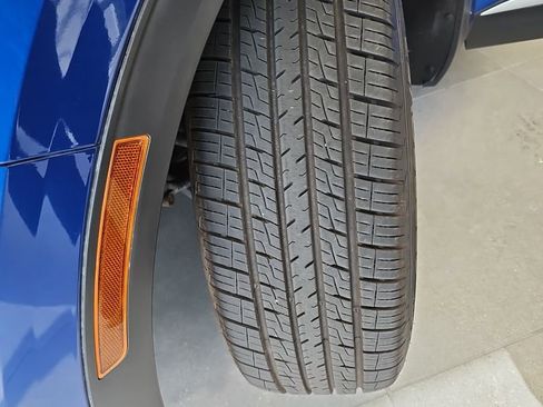 Used 2023 Kia Sportage EX image 32