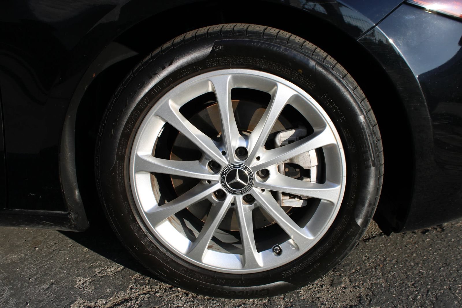 Used 2021 Mercedes-Benz A 220 w/ Premium Package image 6